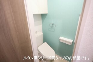 パーシモンＳの物件内観写真